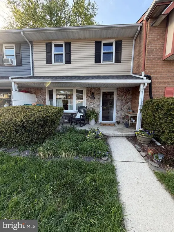 1879 Aster Rd, MACUNGIE, PA 18062