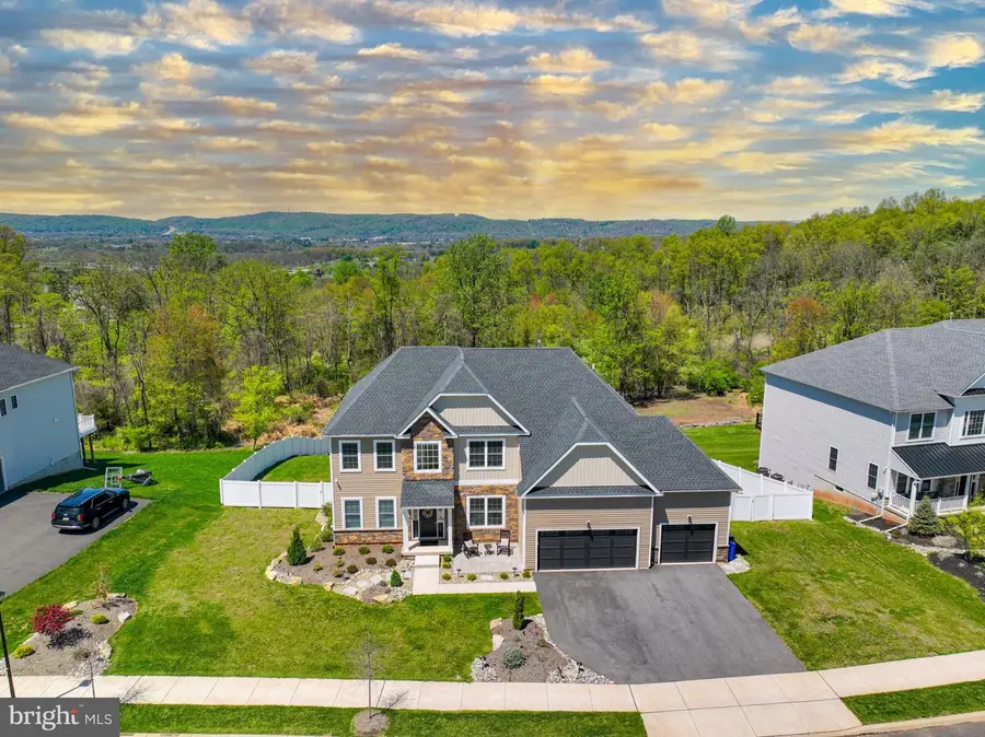 2595 Stonewall Dr, Upper Saucon, PA 18034 - #3