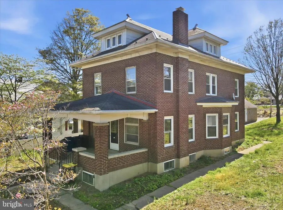 3756 W Walnut St, Allentown, PA 18104 - #2