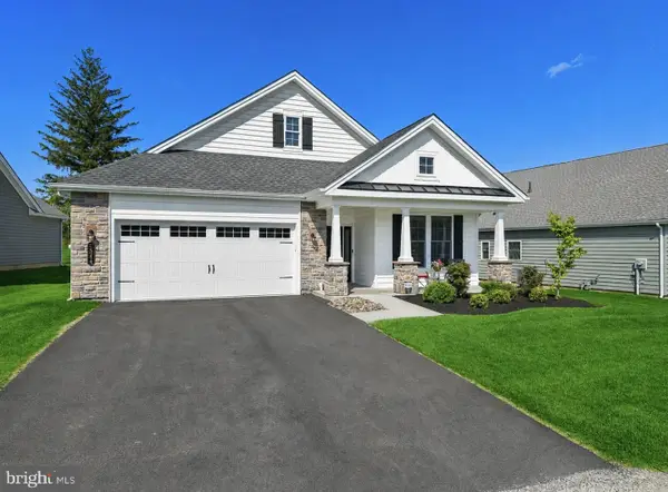 5544 Traditions Dr, COOPERSBURG, PA 18036
