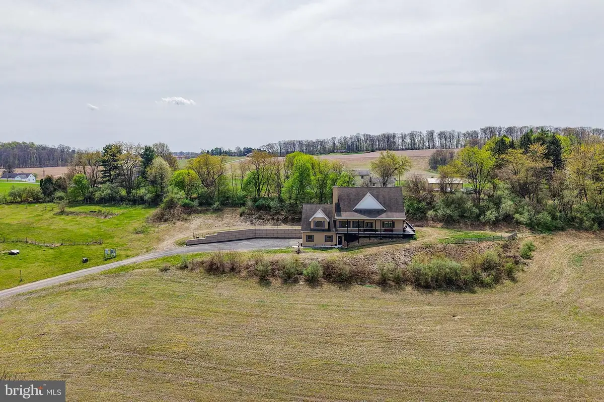 8728 Cardinal Rd, New Tripoli, PA 18066 - #1