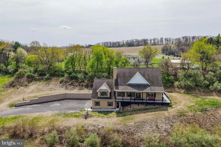 8728 Cardinal Rd, New Tripoli, PA 18066 - #2