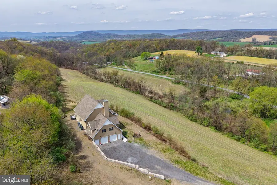8728 Cardinal Rd, New Tripoli, PA 18066 - #3