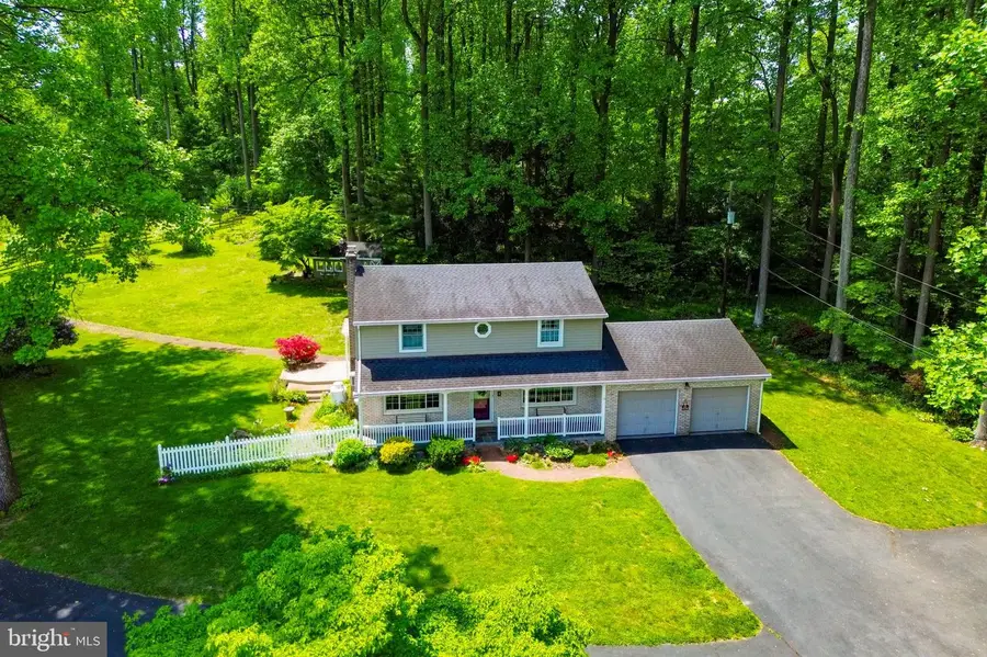 5662 Oak Ln, Zionsville, PA 18092 - #2