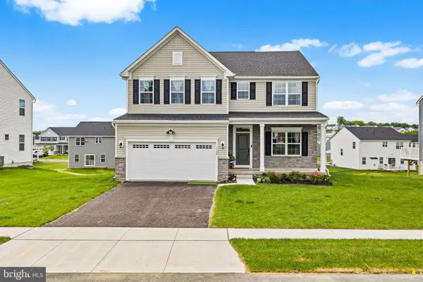 1124 Nursery St, FOGELSVILLE, PA 18051