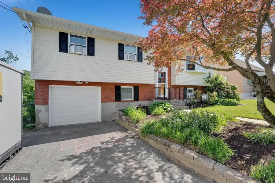 1244 Taft Ave, Allentown, PA 18103 - #2