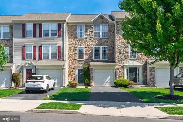 4079 Huckleberry Dr, CENTER VALLEY, PA 18034