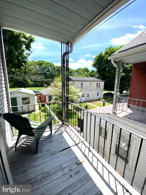 842 Chestnut St, Emmaus, PA 18049 - #2