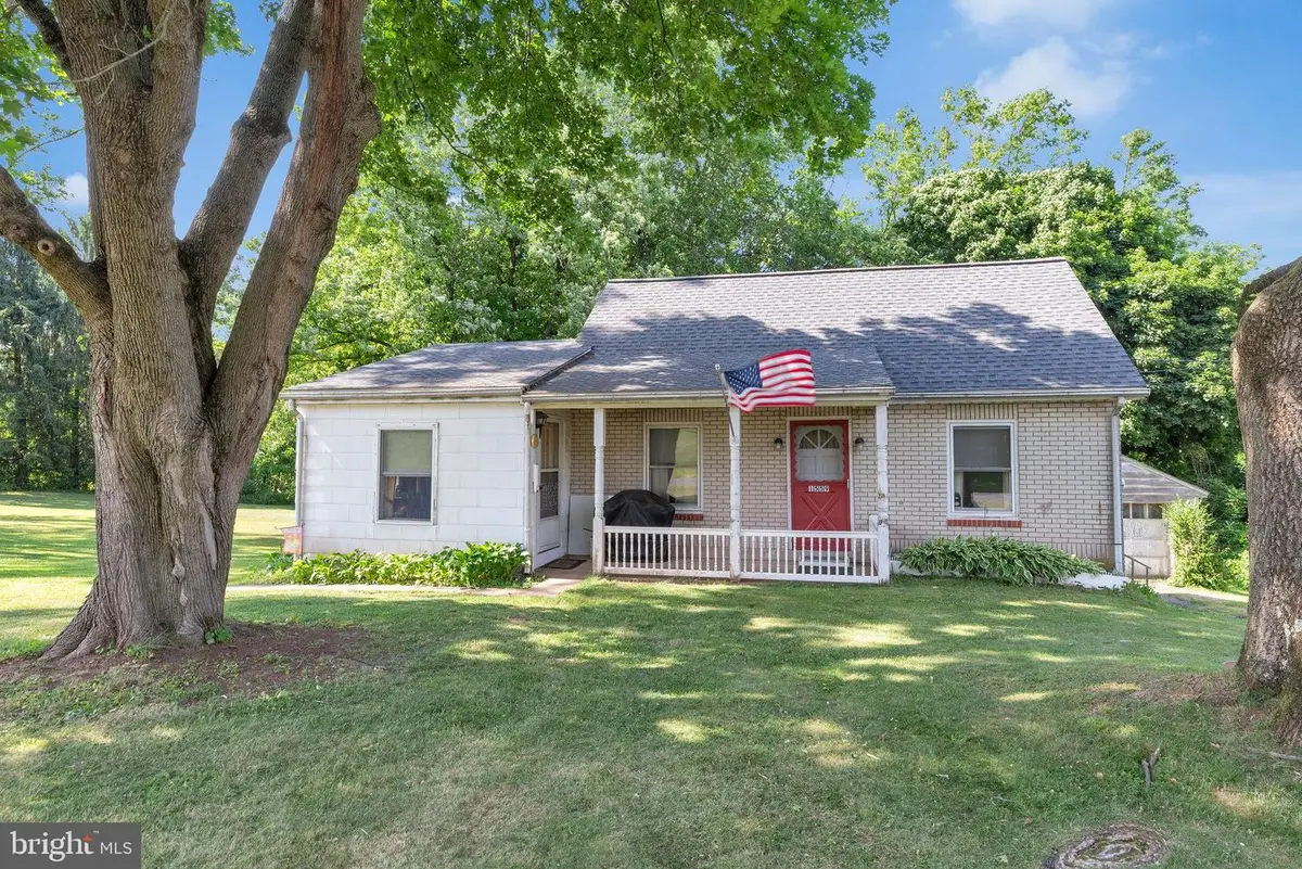 1559 Wind Hill Rd, Coopersburg, PA 18036 - #1