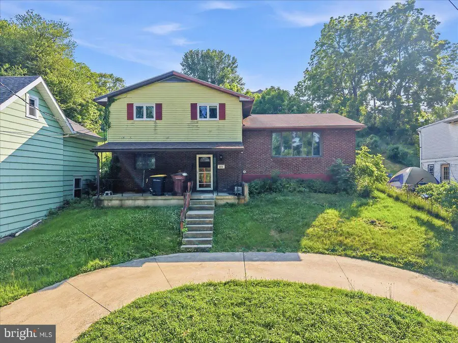 2230 N Lehigh Ave, Whitehall, PA 18052 - #2