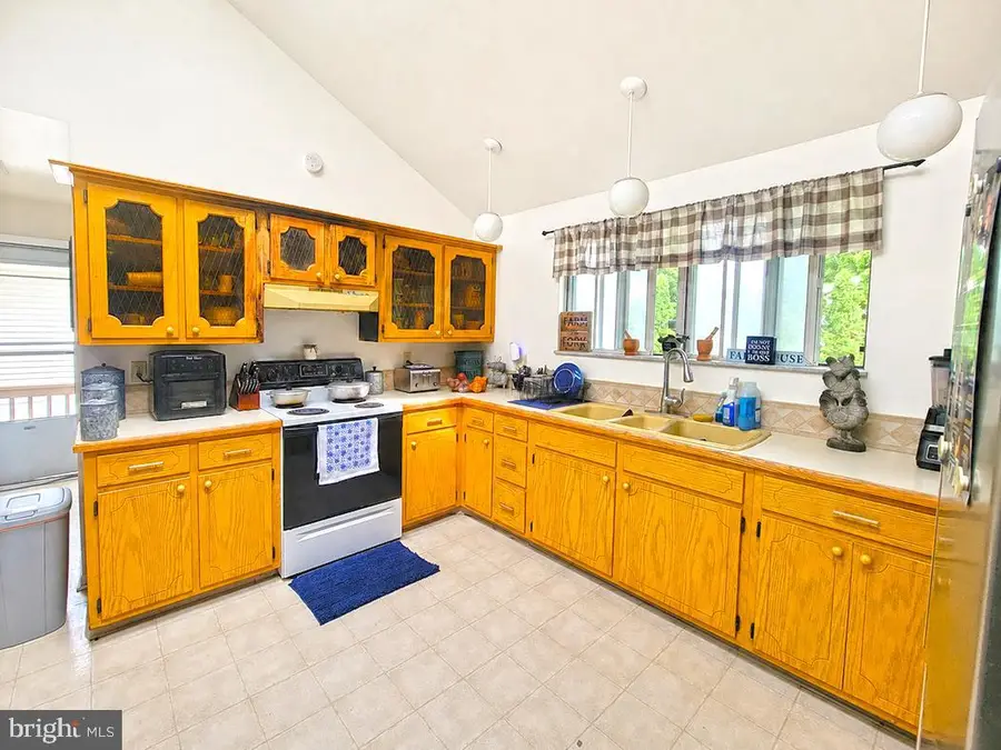 1401 W Pennsylvania St, Allentown, PA 18102 - #3
