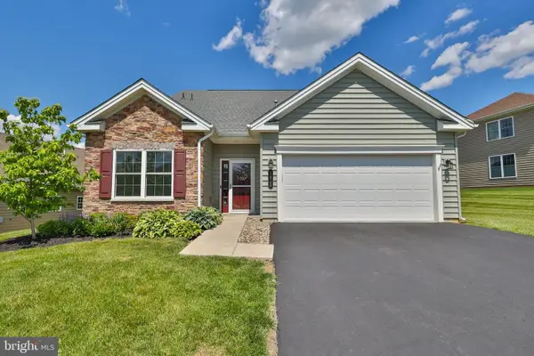 5424 Traditions Dr, COOPERSBURG, PA 18036