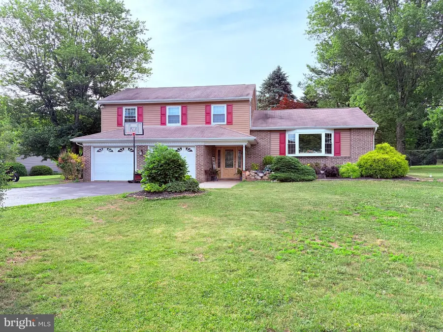 4804 Manor Way, East Greenville, PA 18041 - #2