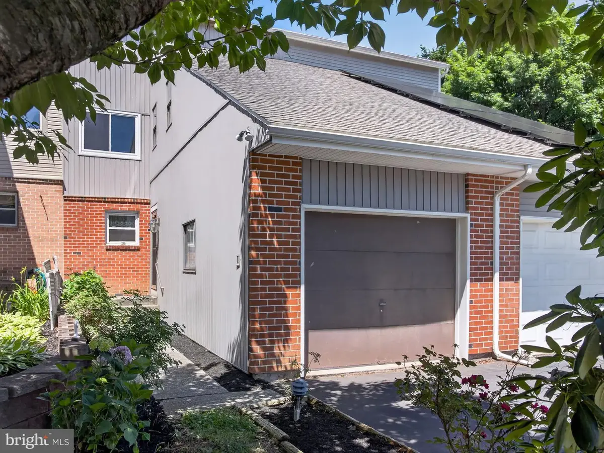 316 Parkside Dr, Macungie, PA 18062 - #1