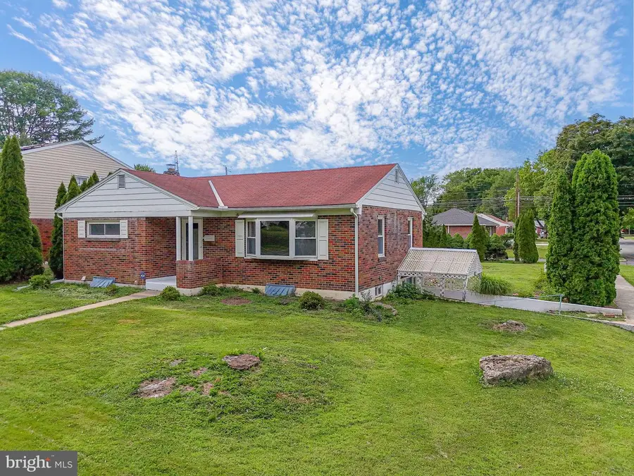 2901 W Washington St, Allentown, PA 18104 - #2