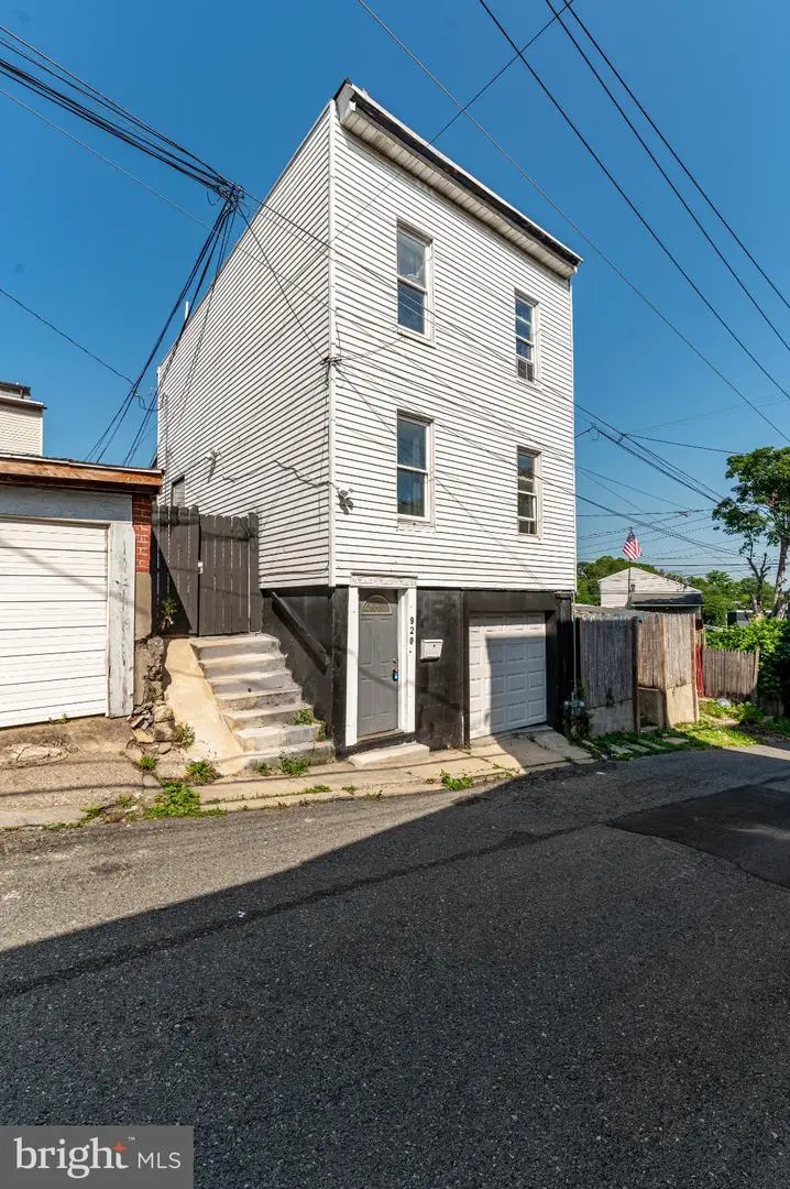 920 N Fair St, Allentown, PA 18102 - #2