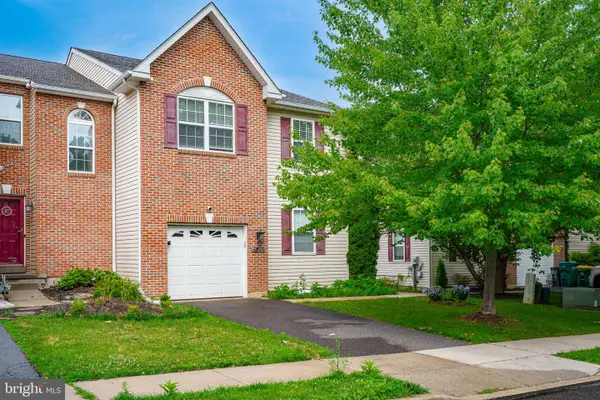 7073 Hunt Dr, MACUNGIE, PA 18062