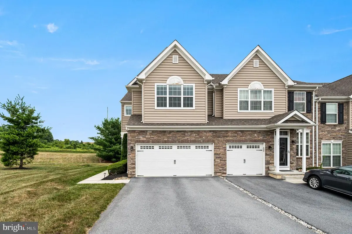 375 Pennycress Rd, Allentown, PA 18104 - #1