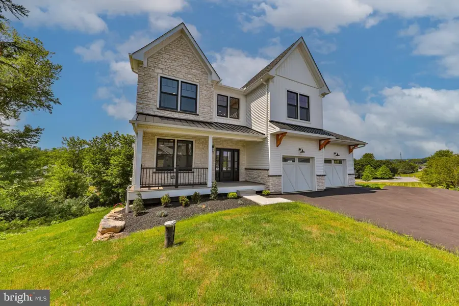 4740 Hillcrest Ln, Whitehall, PA 18052 - #2