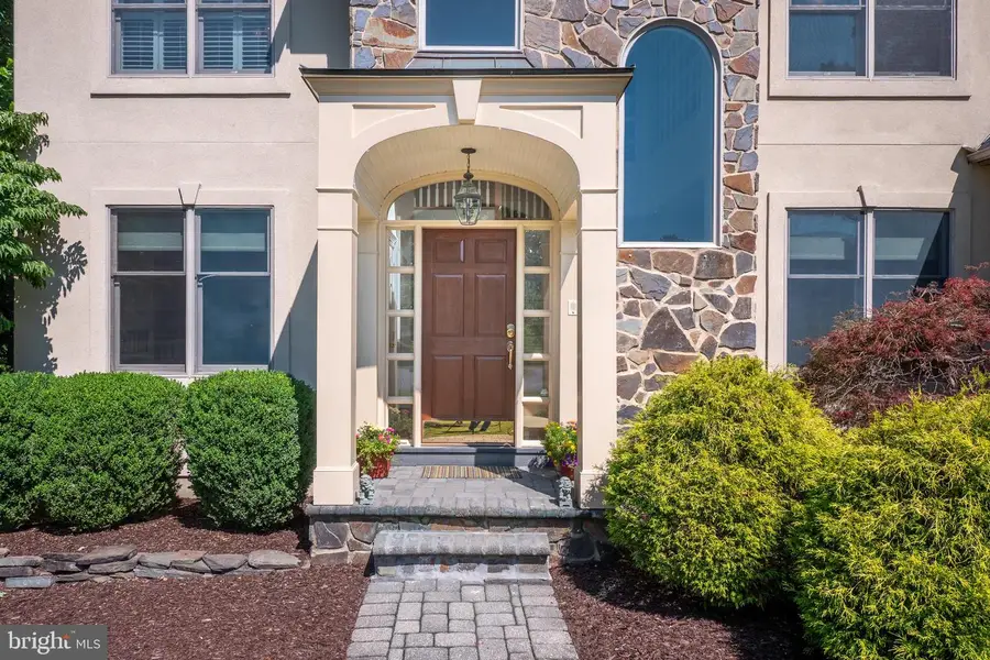 4807 Leeds Ct, Center Valley, PA 18034 - #2