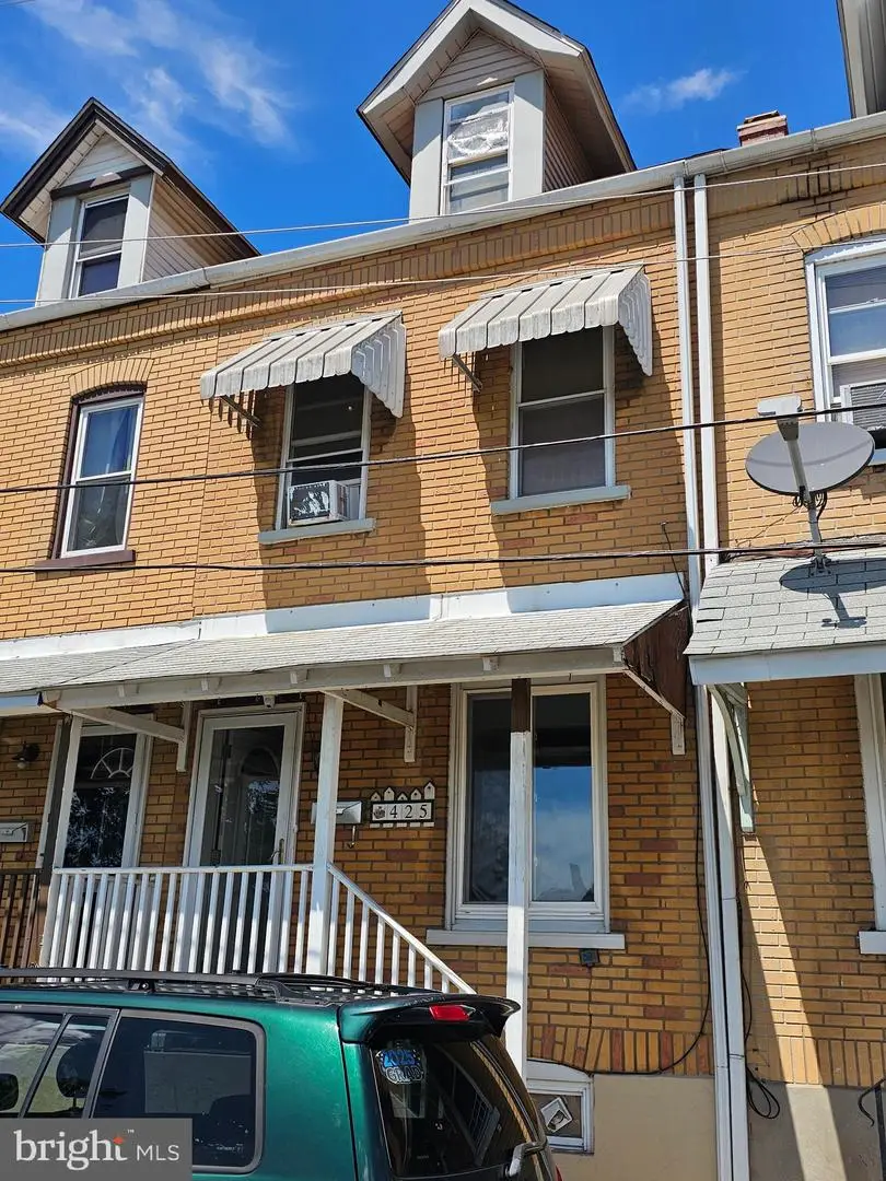 425 Max St, Allentown, PA 18103 - #1