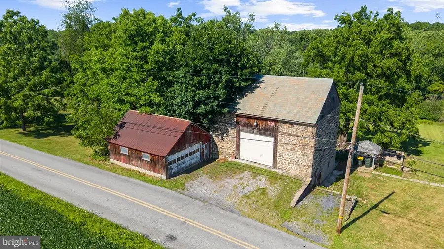 4149 Coplay Creek Rd, Schnecksville, PA 18078 - #2