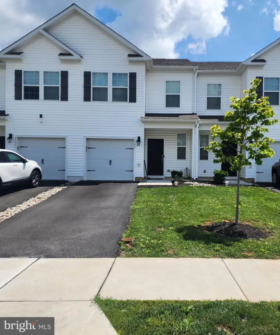 1173 Martin Rd, Breinigsville, PA 18031 - #1