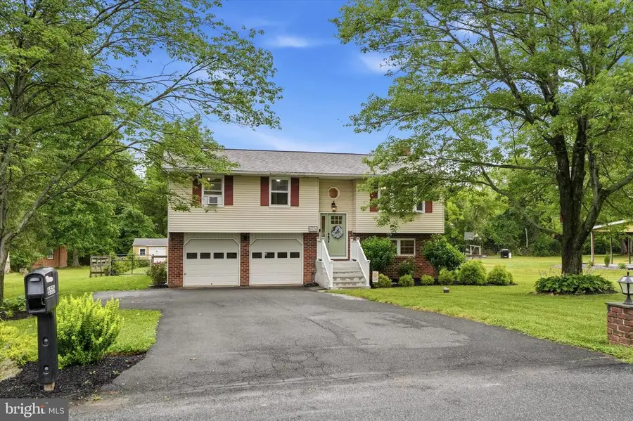 6526 Skyview Ln, Coopersburg, PA 18036 - #3