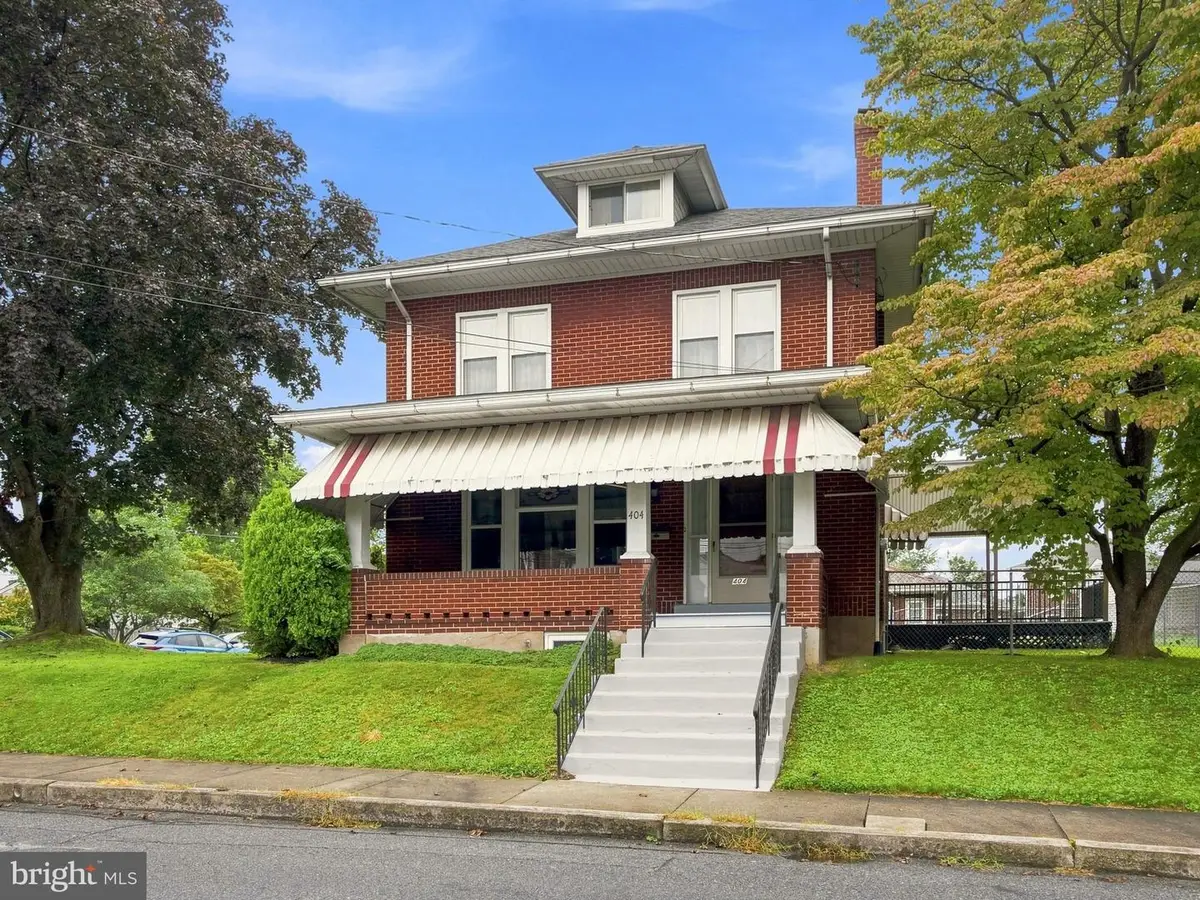 404 N 3rd St, Emmaus, PA 18049 - #1