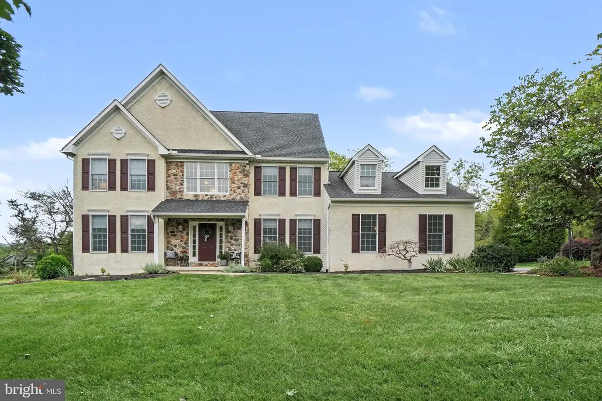 6440 Eichler Cir, Coopersburg, PA 18036 - #1