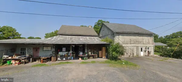 113 John Aly, COOPERSBURG, PA 18036