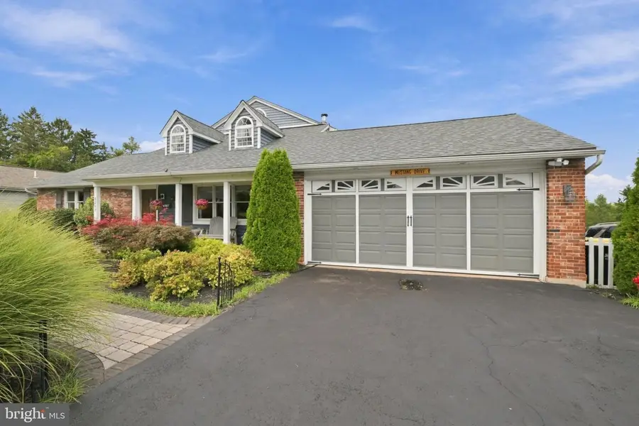 5207 Tilghman St, Coopersburg, PA 18036 - #3