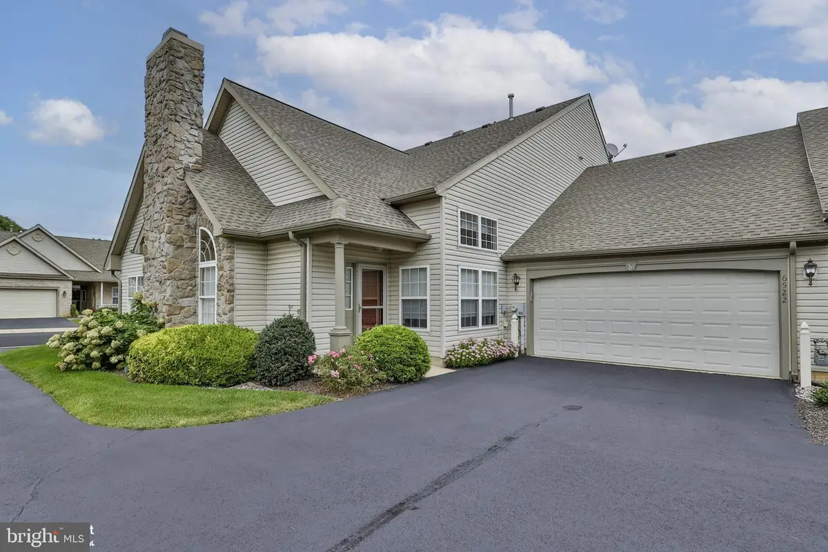 6522 Letterkenny Ln, Lower Macungie, PA 18062 - #1