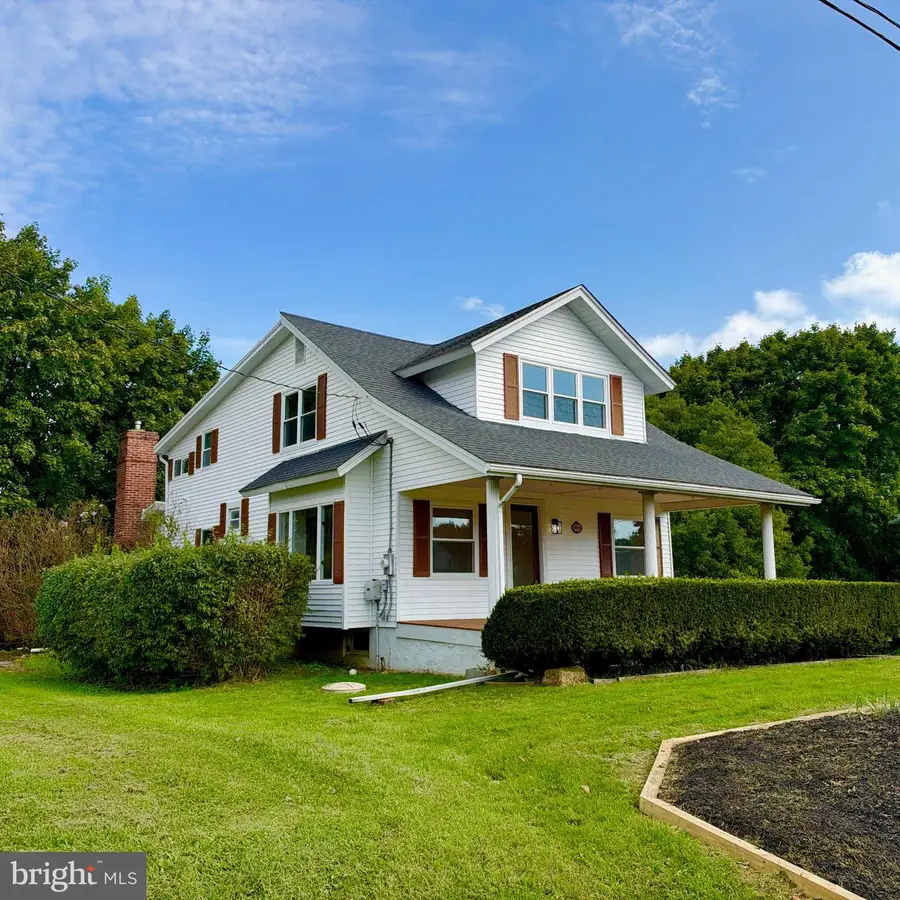5111 Vera Cruz Rd N, Emmaus, PA 18049 - #2