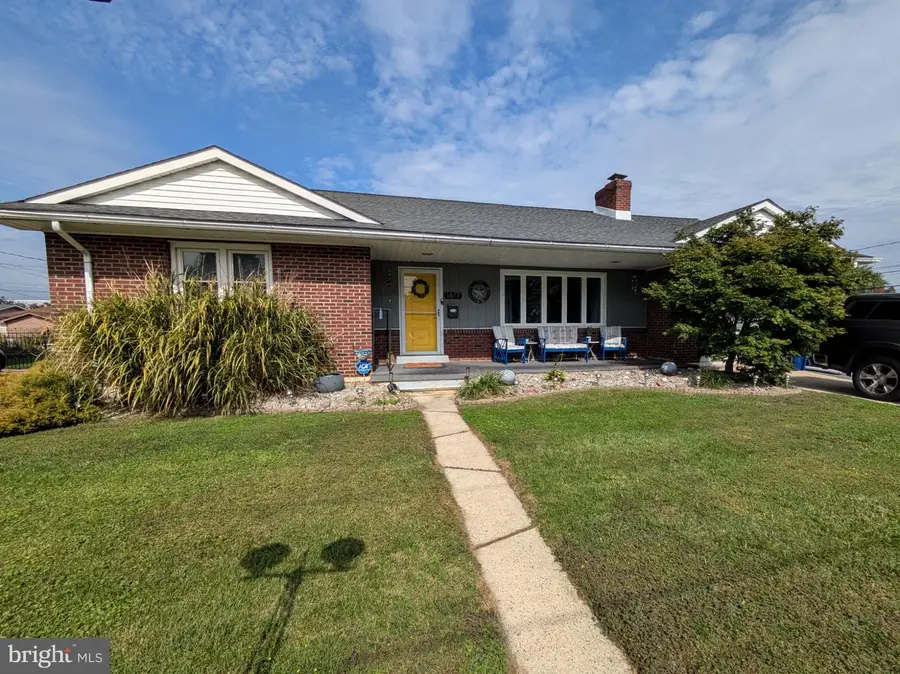1617 W Pennsylvania St, Allentown, PA 18102 - #2