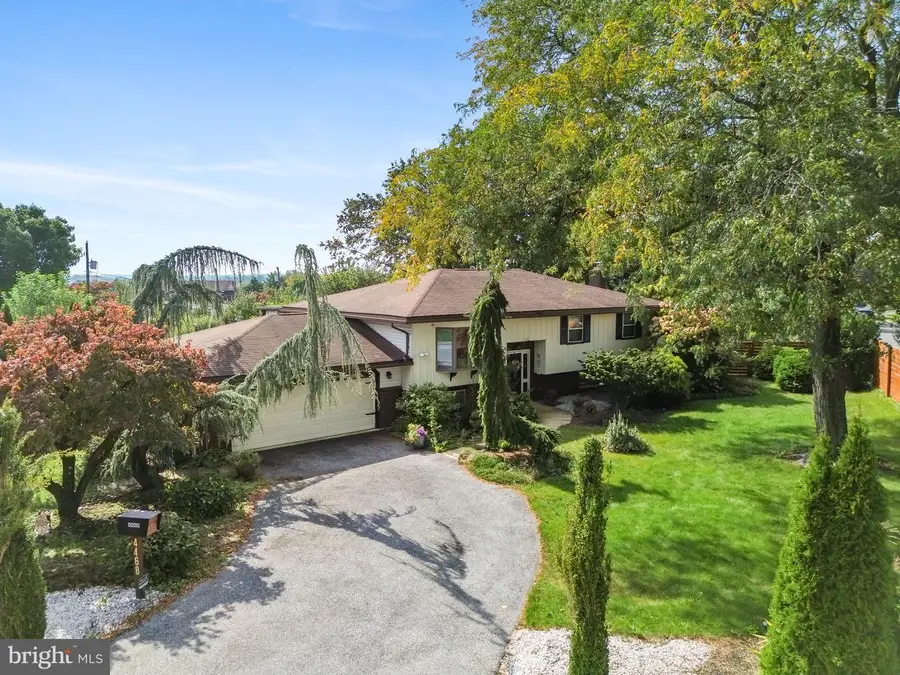 4468 Thebes Turn, Whitehall, PA 18052 - #2