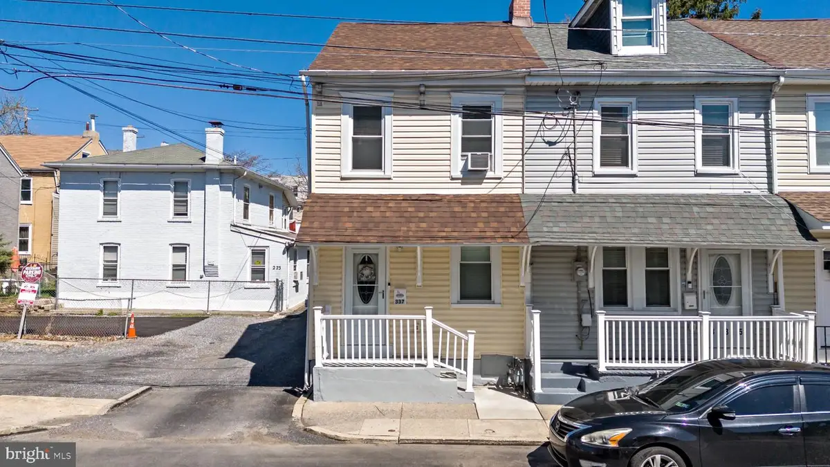 337 N 3rd St, Allentown, PA 18102 - #1