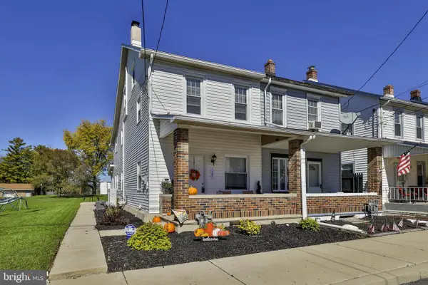 145 Cherry St, COPLAY, PA 18037