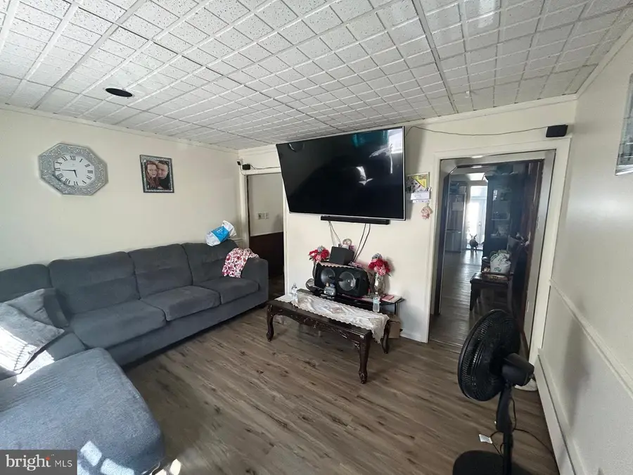 743 S Genesee St, Allentown, PA 18103 - #2