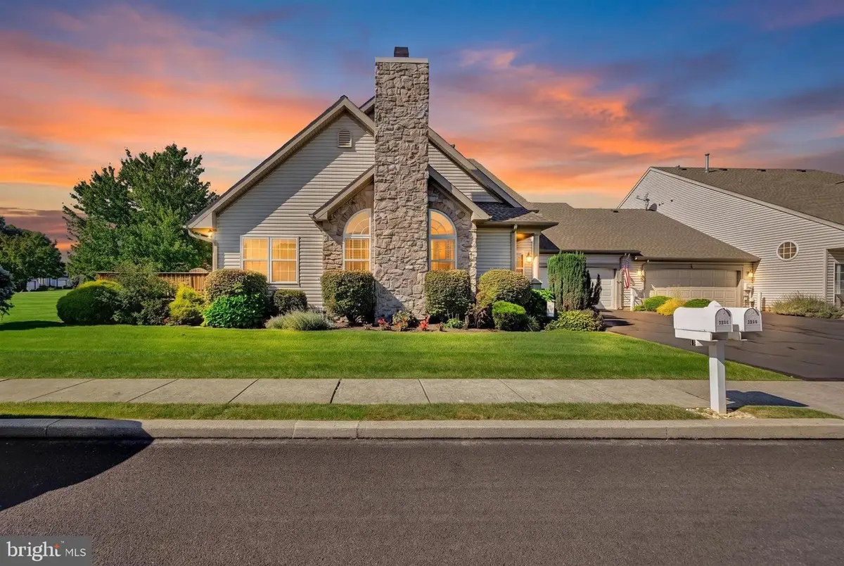 2894 Donegal Dr, Macungie, PA 18062 - #1
