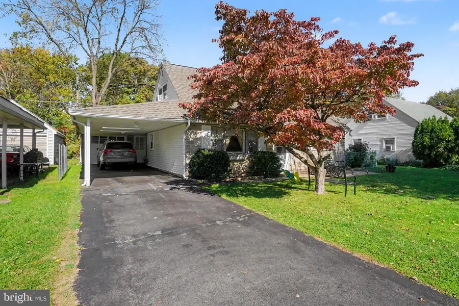 1914 Ridgelawn Ave, Bethlehem, PA 18018 - #3