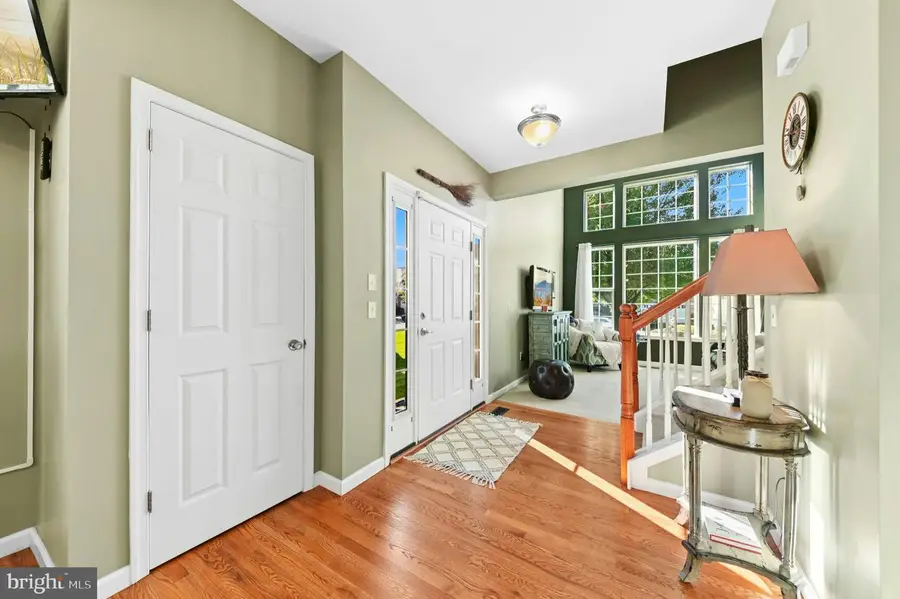933 Spring White Dr, Breinigsville, PA 18031 - #2