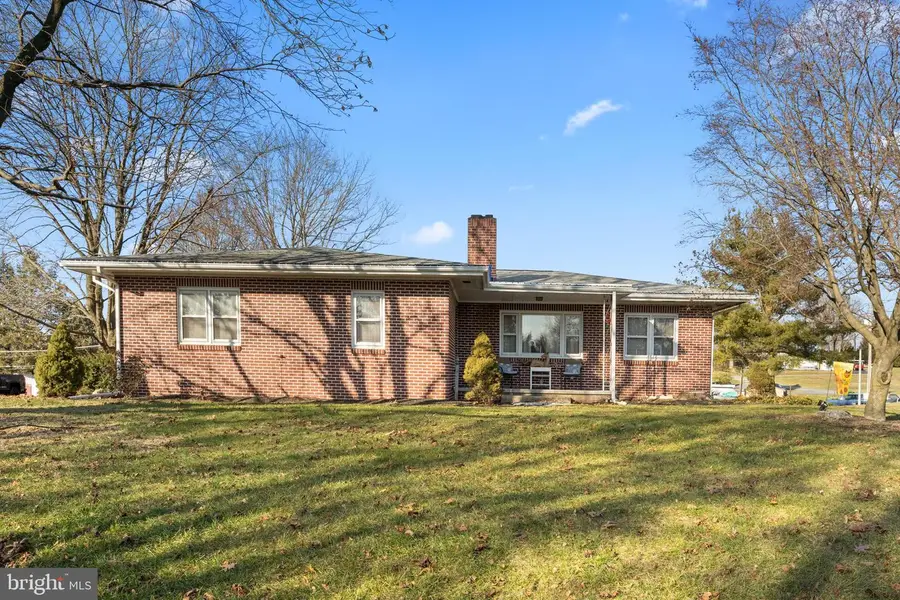 27 E Hill St, Jonestown, PA 17038 - Image #3