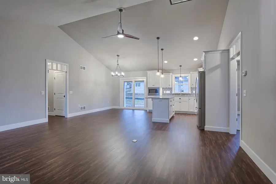 016 Rolling Meadow Rd, Lebanon, PA 17046 - #2