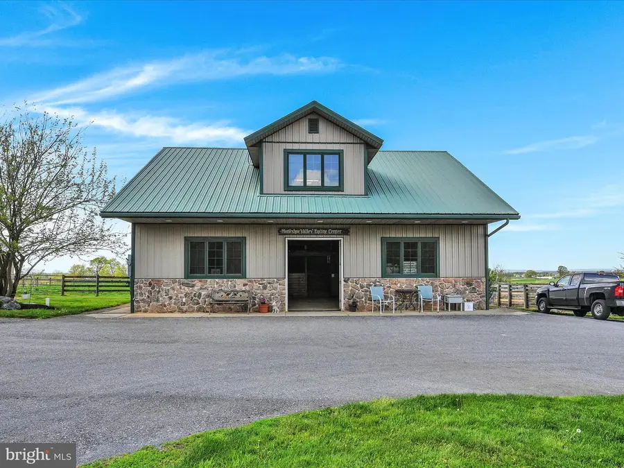 177 Valley Ln, Annville, PA 17003 - Image #2