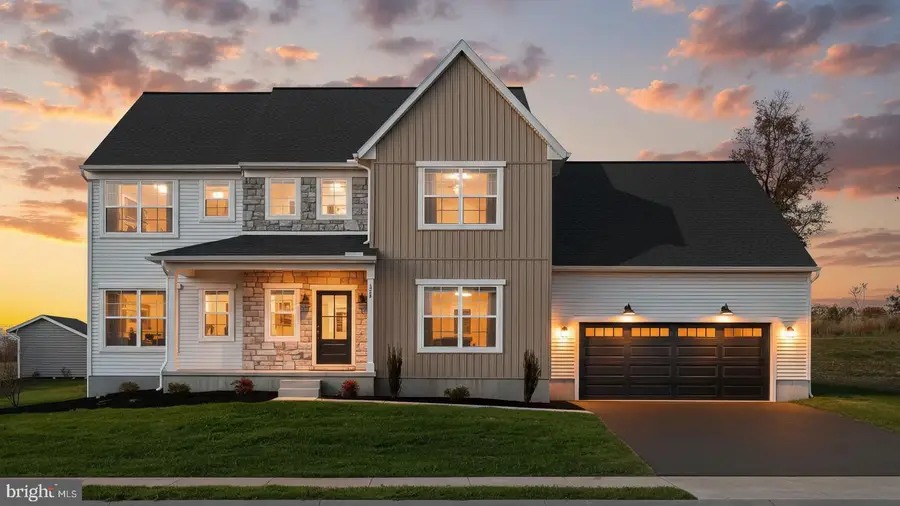 157 Copper Ridge Dr, Newmanstown, PA 17073 - Image #2