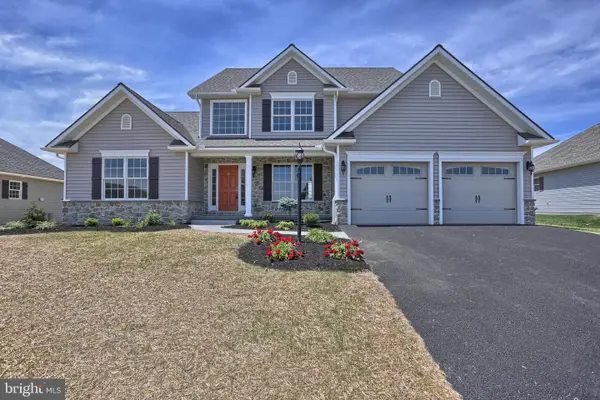 2010 Rolling Meadow Rd, LEBANON, PA 17046