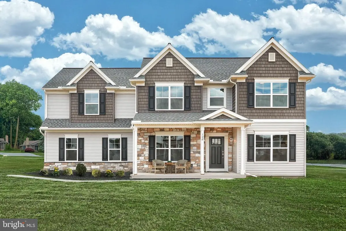 128 Forge Dr, Lebanon, PA 17042 - Image #1