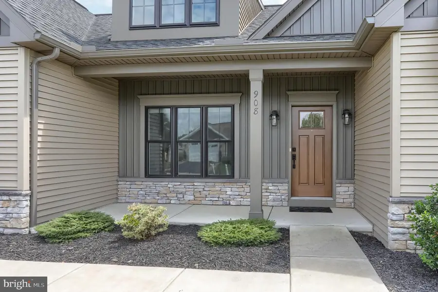 908 Briar Rose Ave, Lebanon, PA 17046 - Image #2