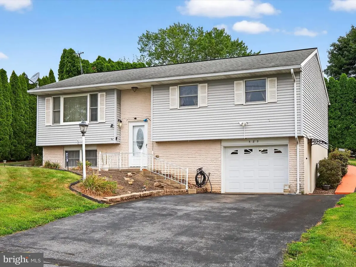 585 Cherry St, Lebanon, PA 17046 - Image #1